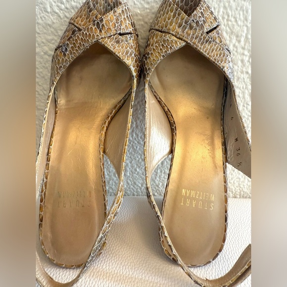 STUART WEITZMAN Size 6.5 Beige Gold Snake Slingback Peep Toe Heels Pumps Shoes - Picture 8 of 8
